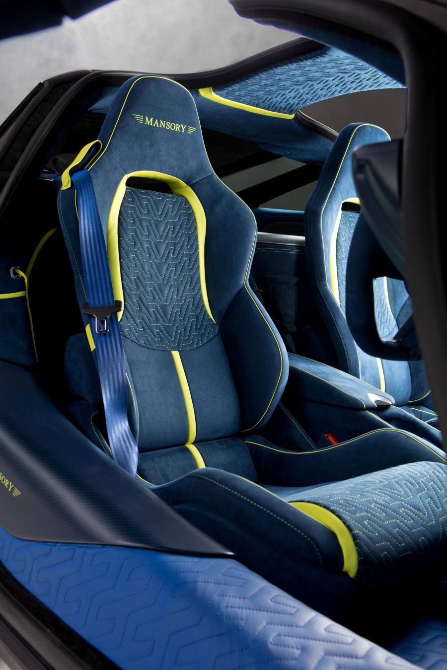 Интерьер McLaren 720S First Edition by Mansory 2018 года  (UK) (фото 4 из 40)
